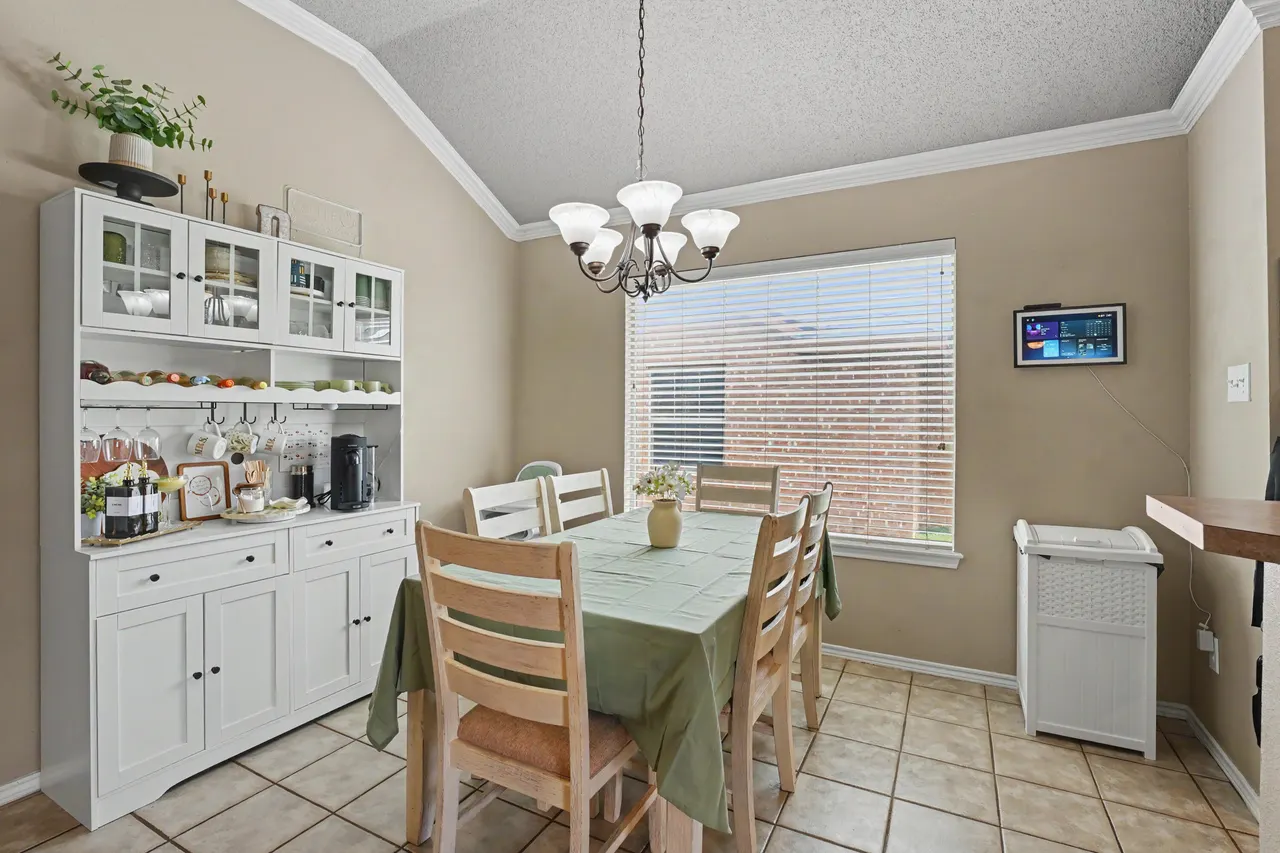 Photo 12 — 1913 77th Place, Lubbock, TX 79423
