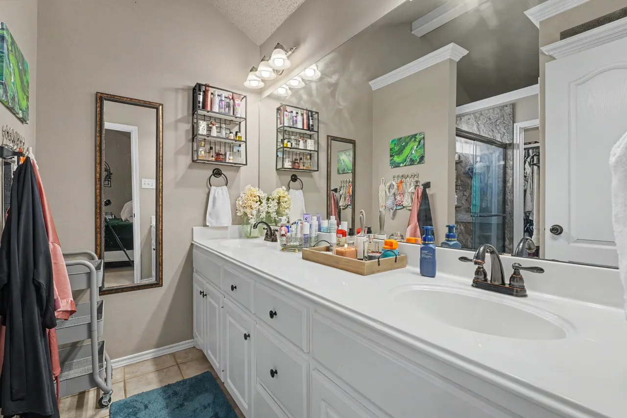 Photo 15 — 1913 77th Place, Lubbock, TX 79423