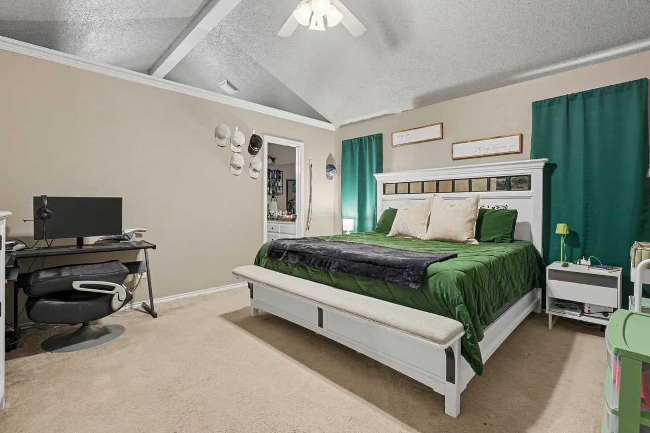 Photo 13 — 1913 77th Place, Lubbock, TX 79423