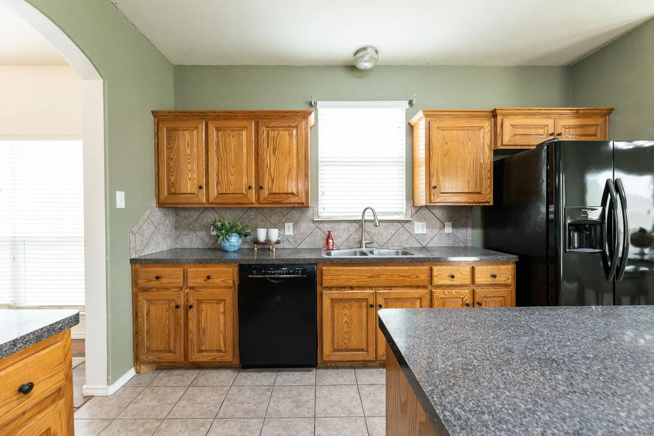 Photo 17 — 4919 Hanover Drive, Lubbock, TX 79416