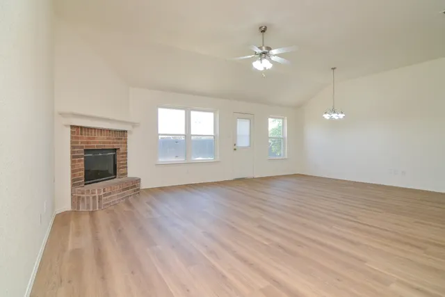 Photo 5 — 8803 13th Street, Lubbock, TX 79416