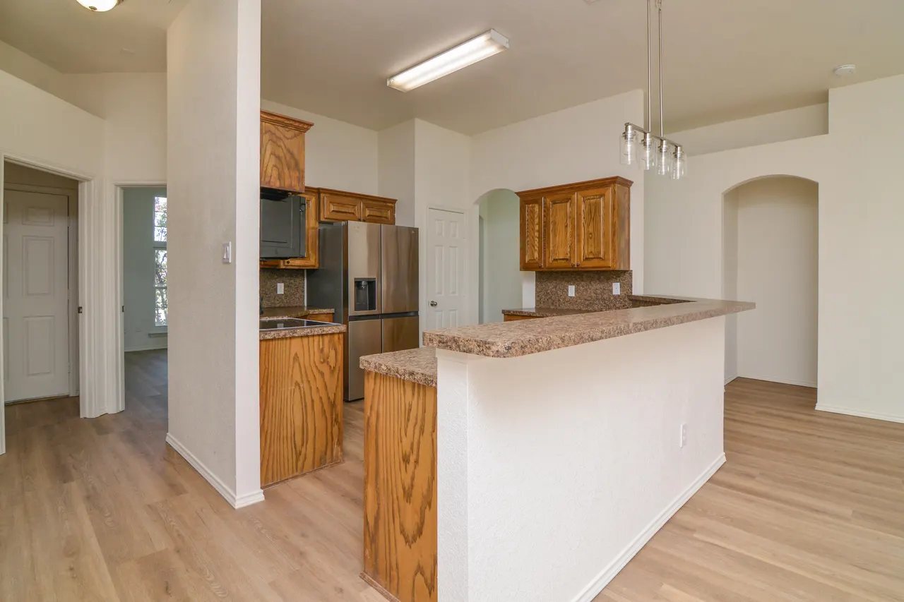 Photo 12 — 8803 13th Street, Lubbock, TX 79416