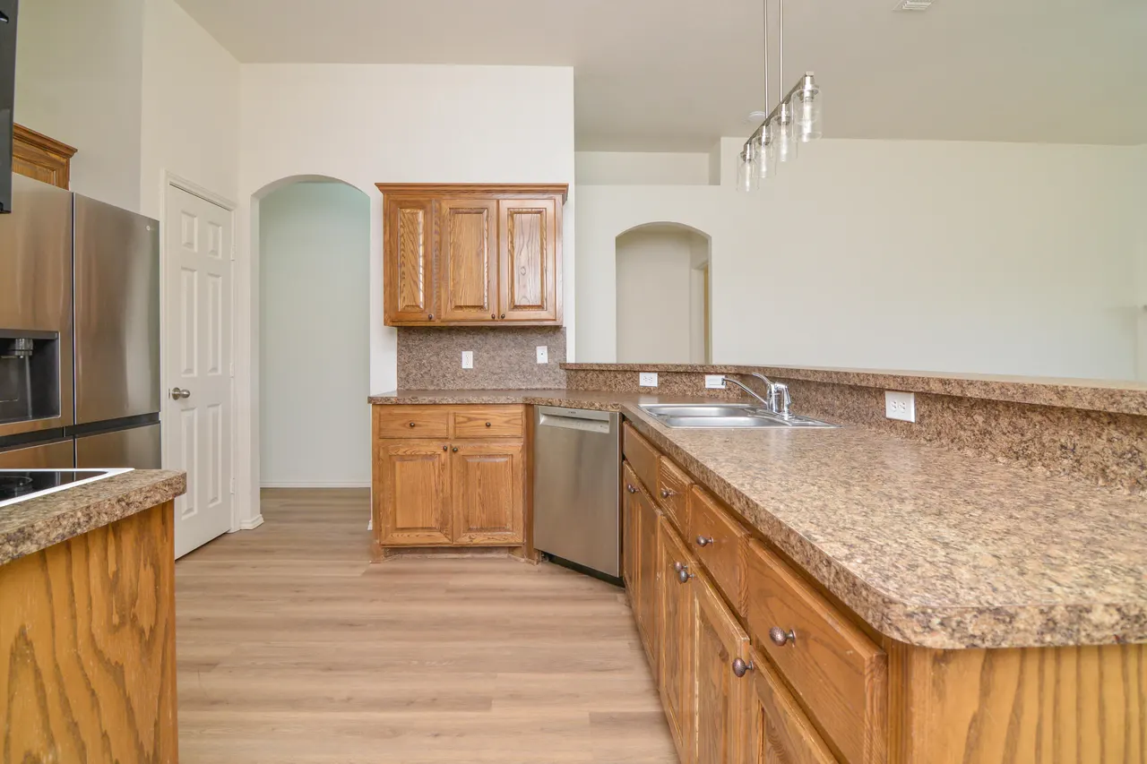 Photo 13 — 8803 13th Street, Lubbock, TX 79416