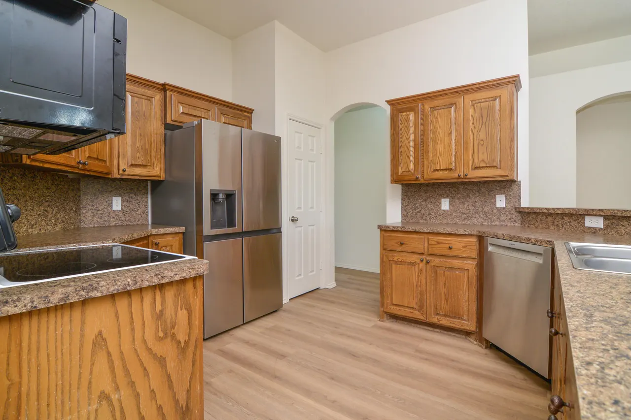 Photo 14 — 8803 13th Street, Lubbock, TX 79416