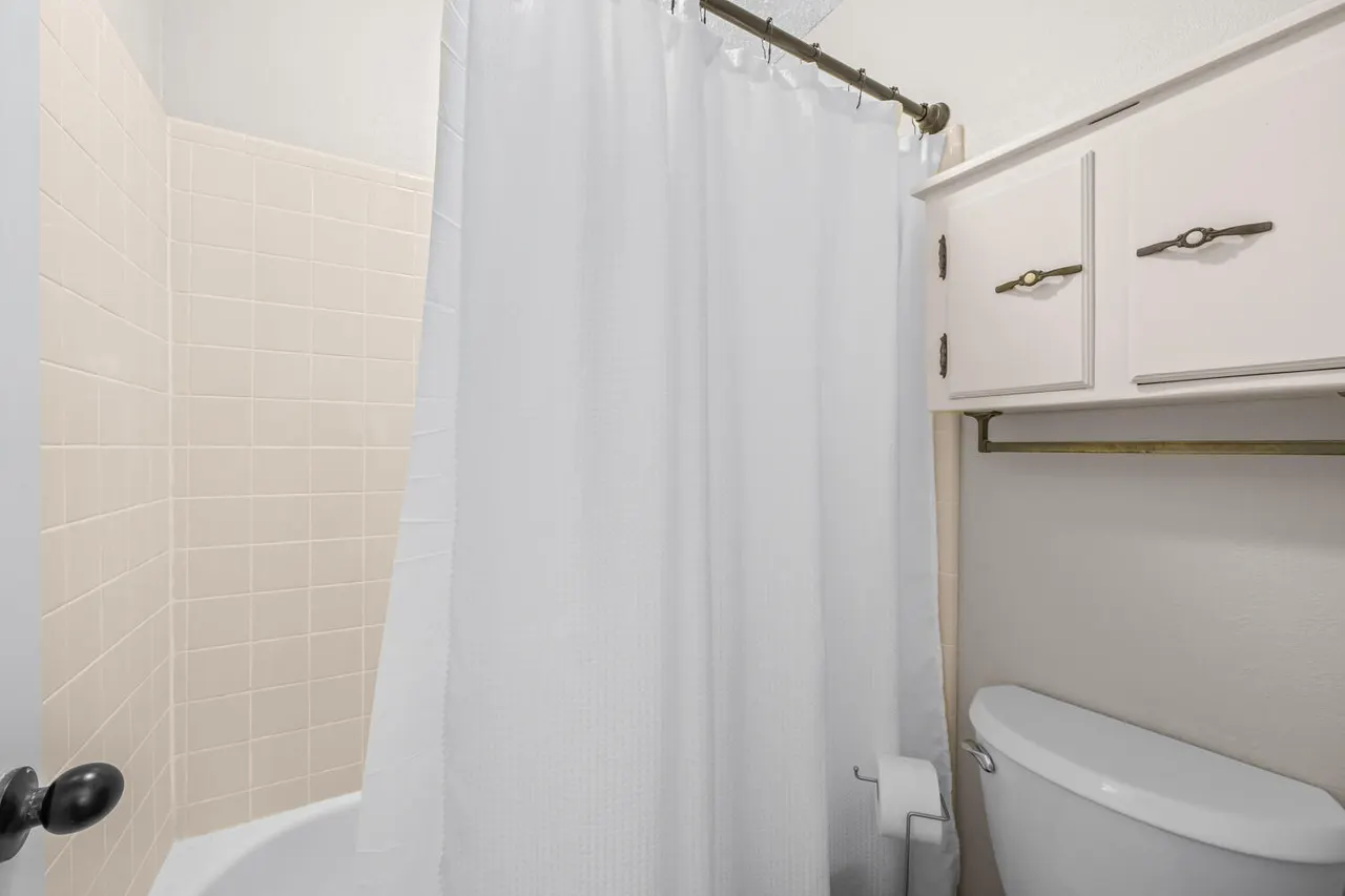 Photo 16 — 318 Walnut Street, Levelland, TX 79336