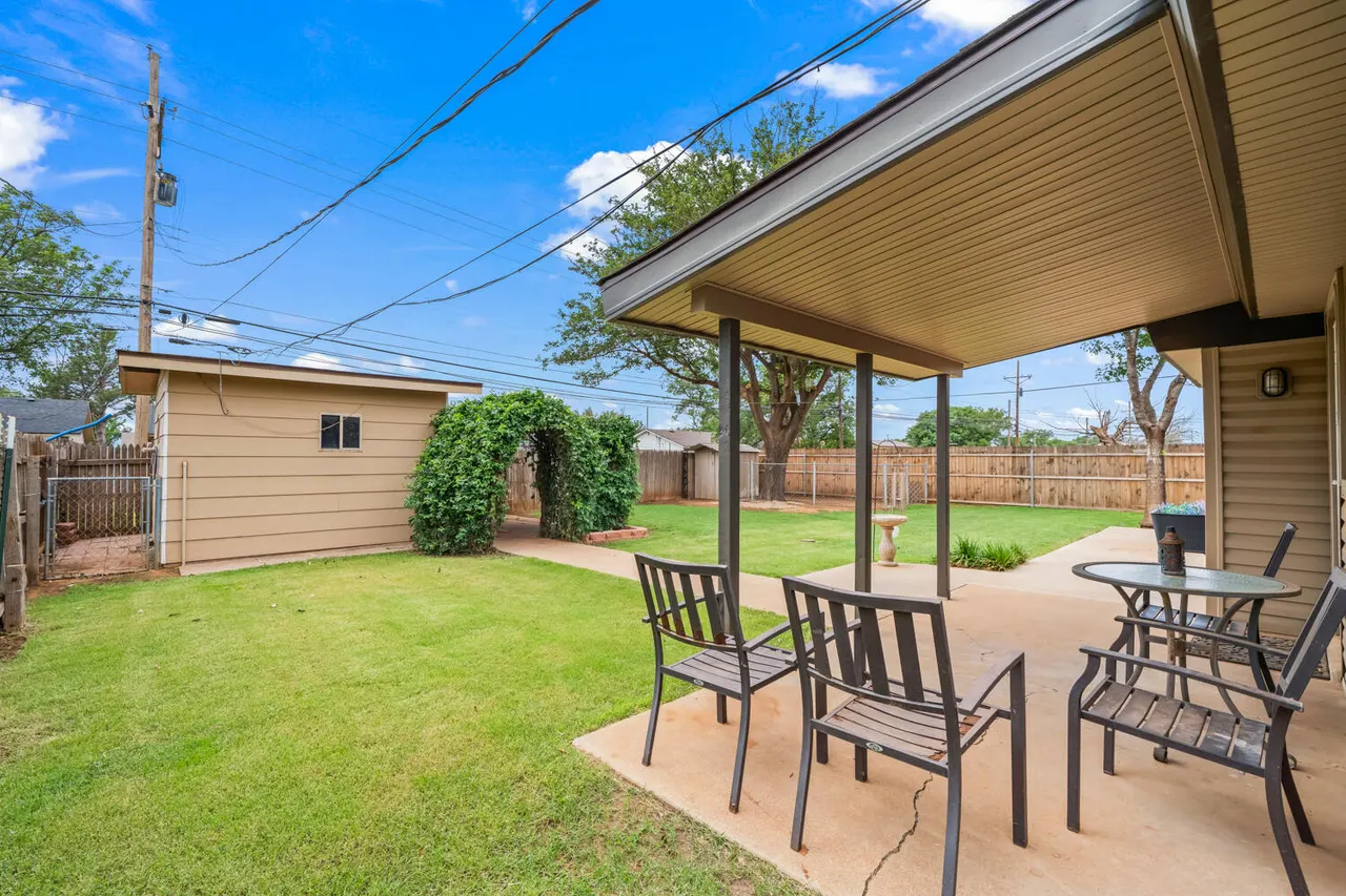 Photo 24 — 318 Walnut Street, Levelland, TX 79336
