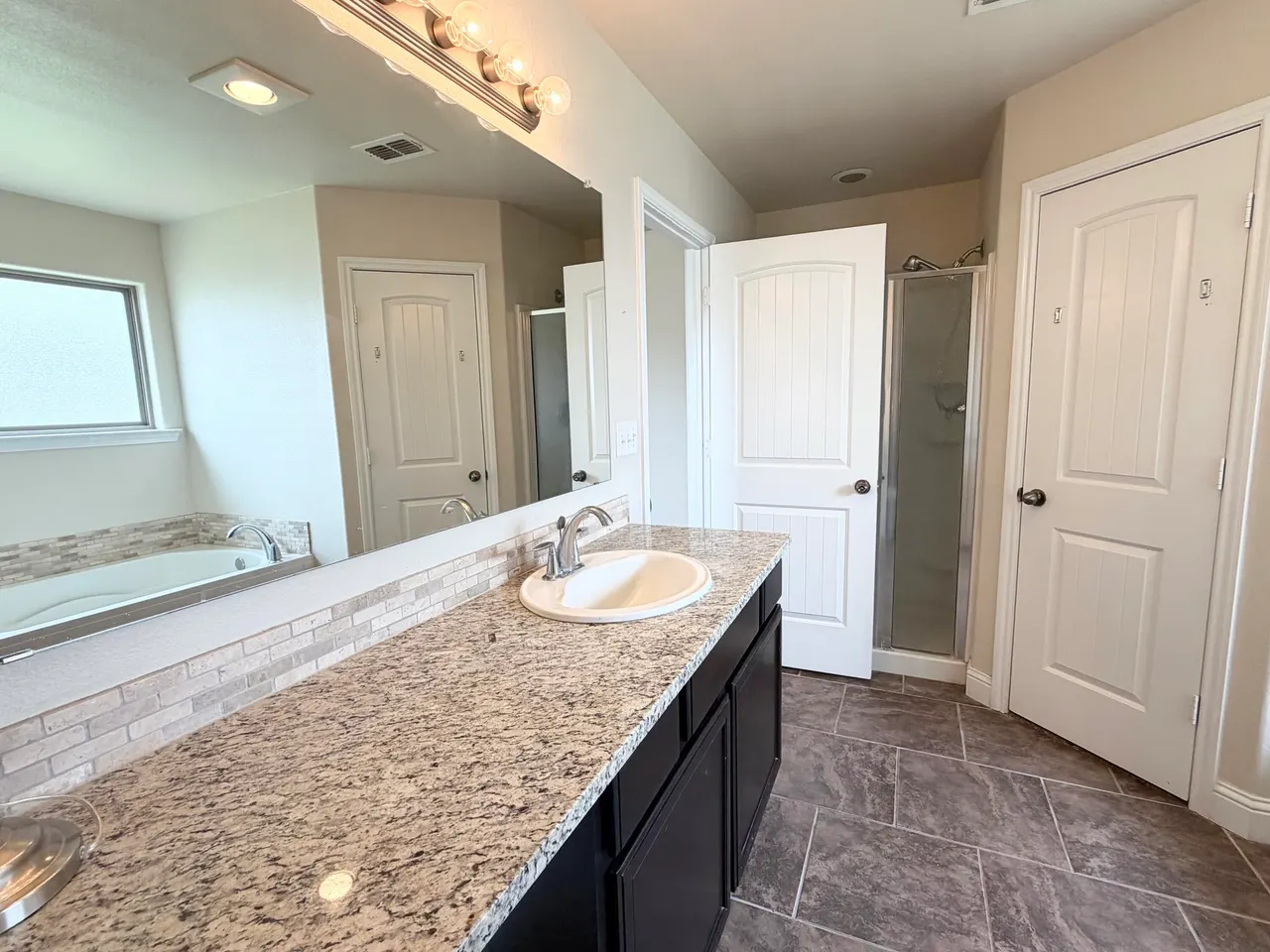 Photo 16 — 6926 37th Street, Lubbock, TX 79407