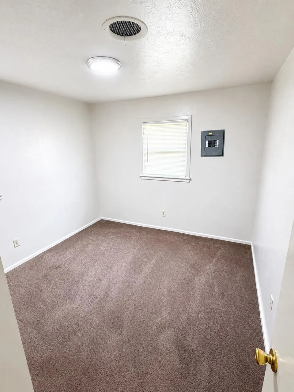 Photo 7 — 5615 44th Street, Lubbock, TX 79414
