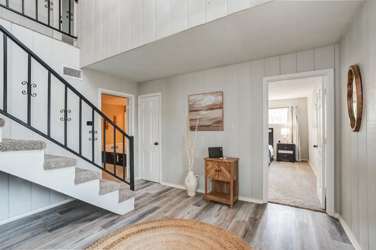 Photo 5 — 10 W Brookhollow Drive, Ransom Canyon, TX 79366