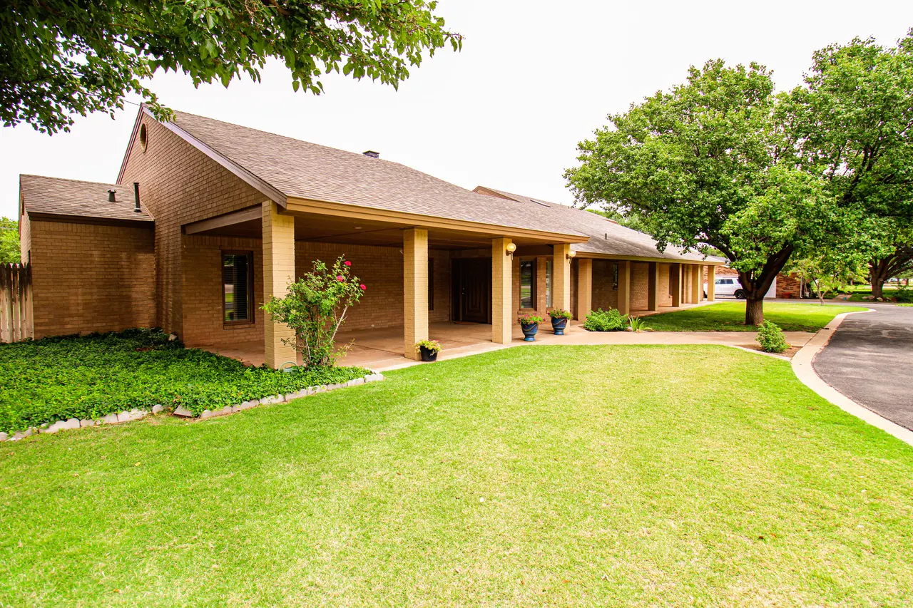 Photo 2 — 2606 Newcomb Street, Lubbock, TX 79415