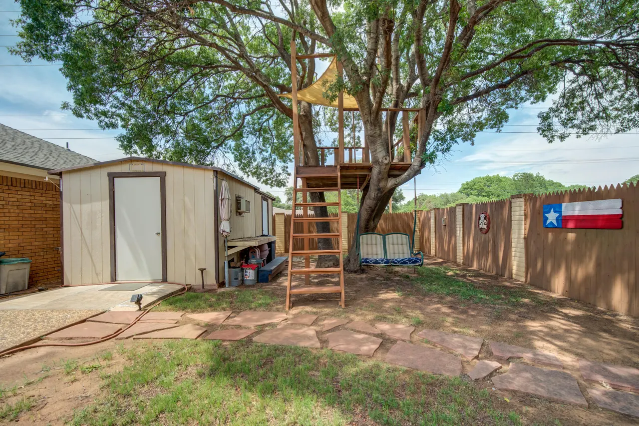 Photo 36 — 8201 Bangor Avenue, Lubbock, TX 79424