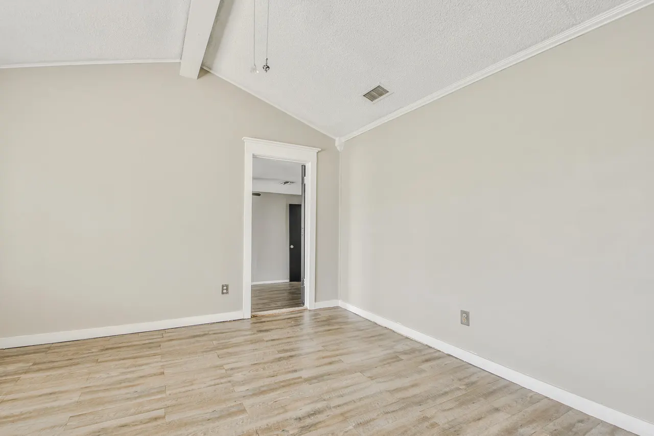 Photo 4 — 4808 36th Street, Lubbock, TX 79414