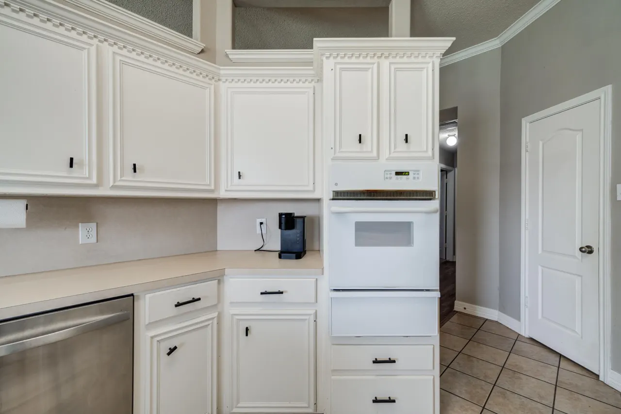 Photo 15 — 6715 9th Street, Lubbock, TX 79416