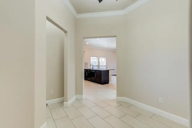 Photo 8 — 6948 37th Street, Lubbock, TX 79407