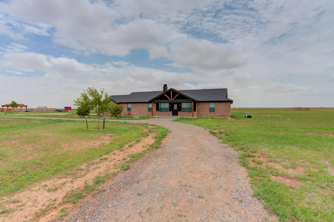 Photo 7 — 10721 County Road 6000, Shallowater, TX 79363