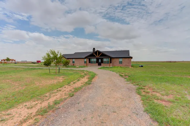 Photo 7 — 10721 County Road 6000, Shallowater, TX 79363