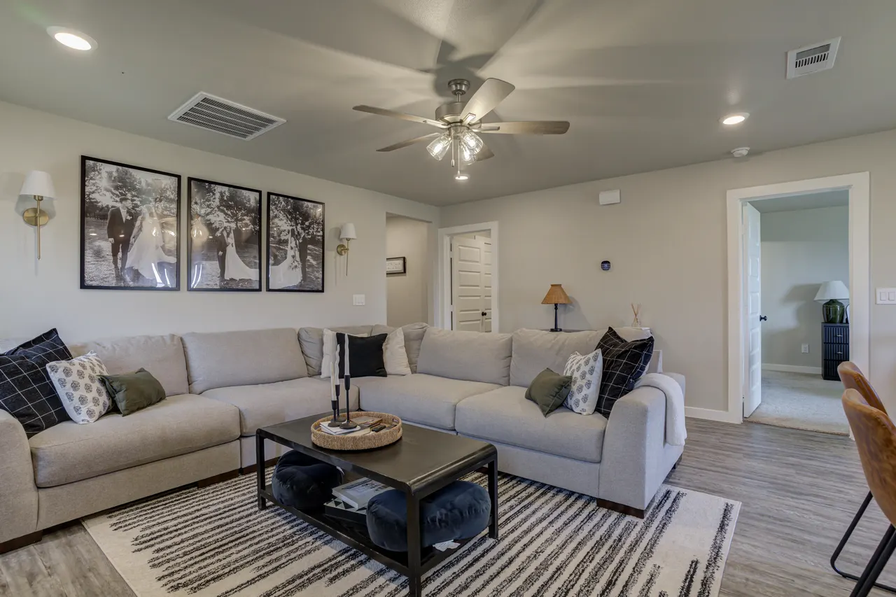 Photo 8 — 7413 37th Street, Lubbock, TX 79407