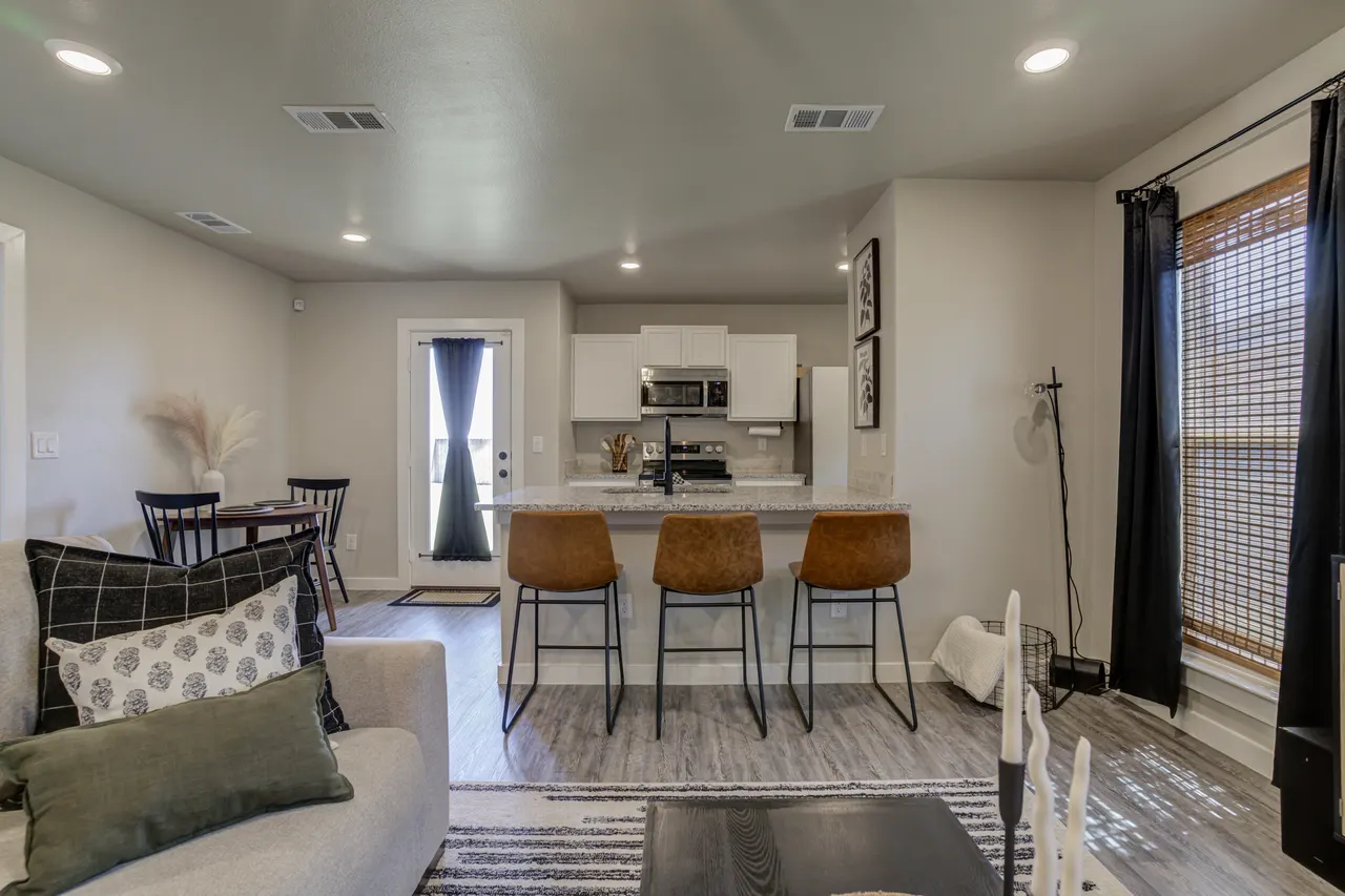 Photo 14 — 7413 37th Street, Lubbock, TX 79407