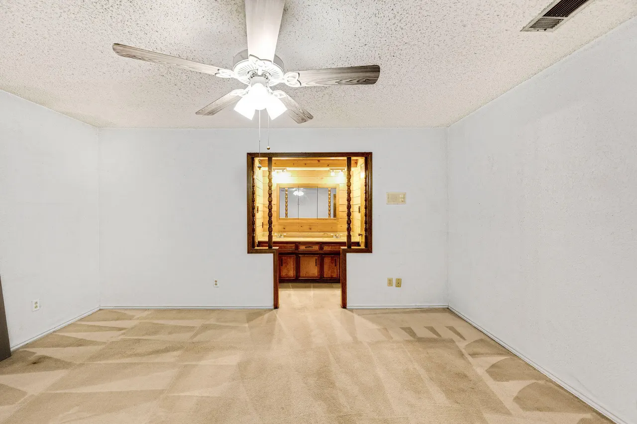 Photo 13 — 8402 Geneva Avenue, Lubbock, TX 79423