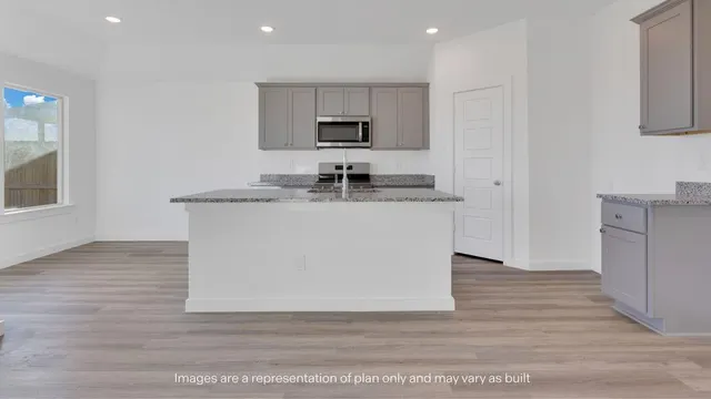 Photo 8 — 2314 150th Place, Lubbock, TX 79423