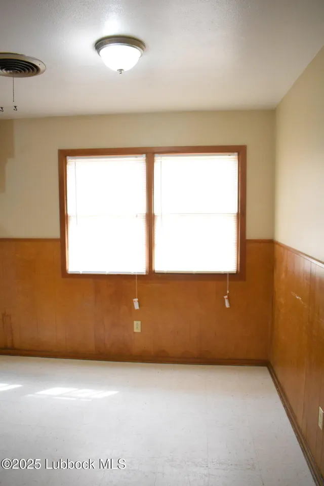 Photo 6 — 2010 54th Street, Lubbock, TX 79412