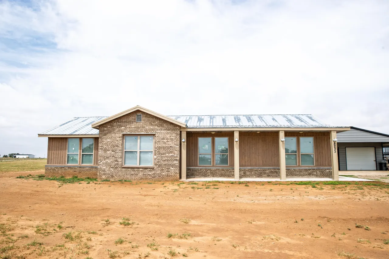 Photo 2 — 8233 County Road 6440, Lubbock, TX 79416