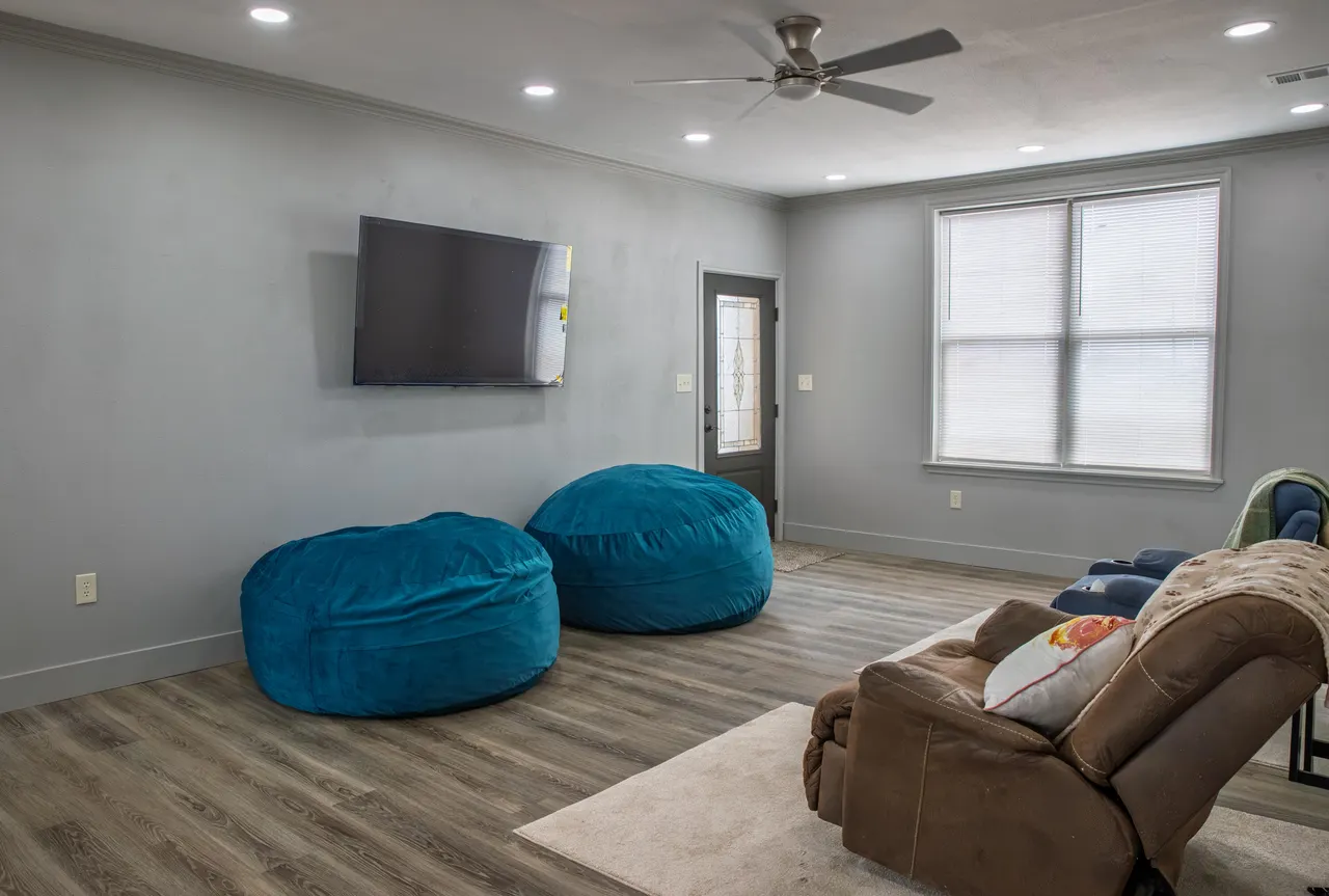 Photo 4 — 8233 County Road 6440, Lubbock, TX 79416