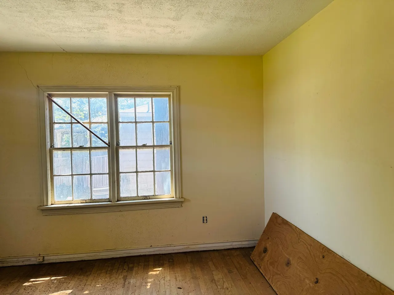Photo 7 — 2212 32nd Street, Lubbock, TX 79411
