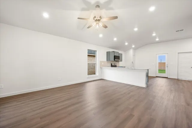 Photo 5 — 1312 Saratoga Avenue, Lubbock, TX 79416