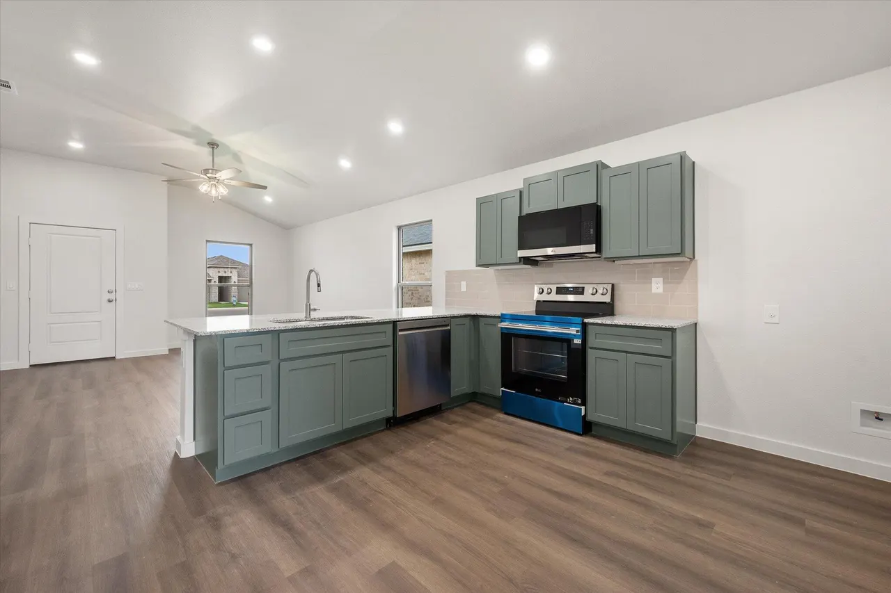 Photo 14 — 1312 Saratoga Avenue, Lubbock, TX 79416