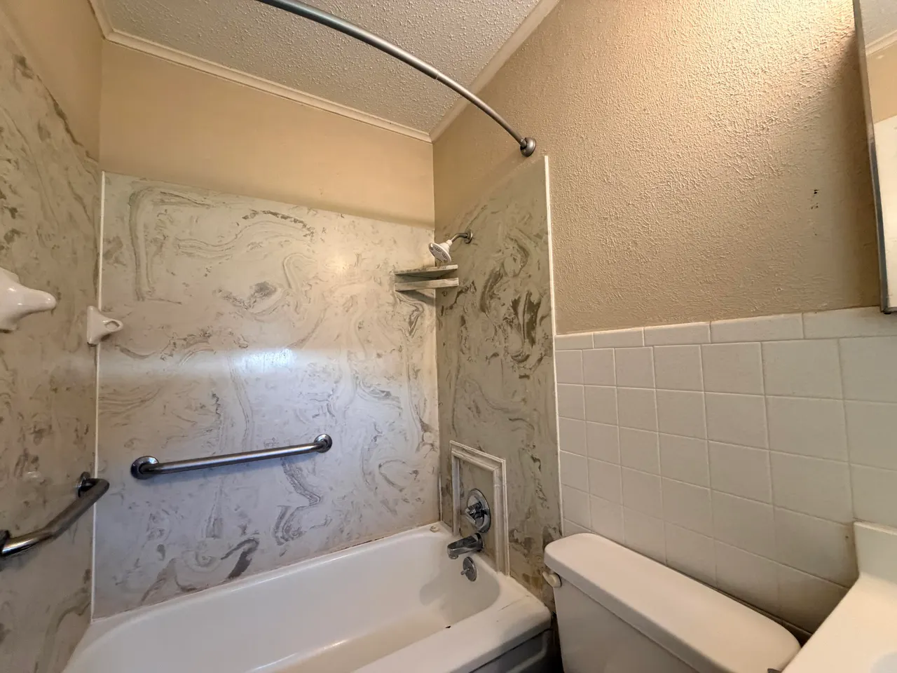 Photo 14 — 5530 17th Street, Lubbock, TX 79416