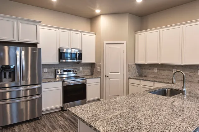Photo 6 — 1614 137th Street, Lubbock, TX 79423