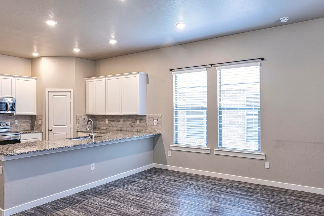 Photo 12 — 1614 137th Street, Lubbock, TX 79423
