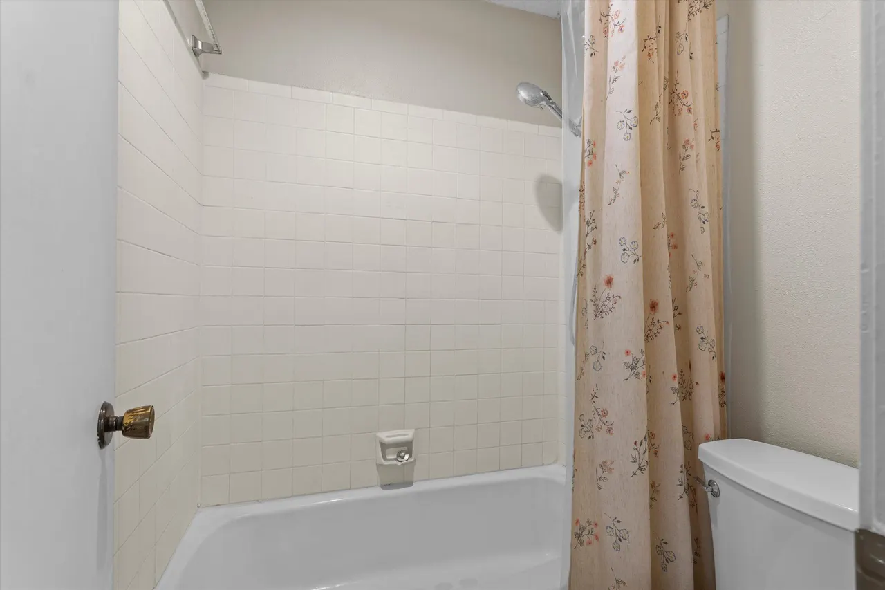 Photo 18 — 4106 B 18th Street, Lubbock, TX 79416