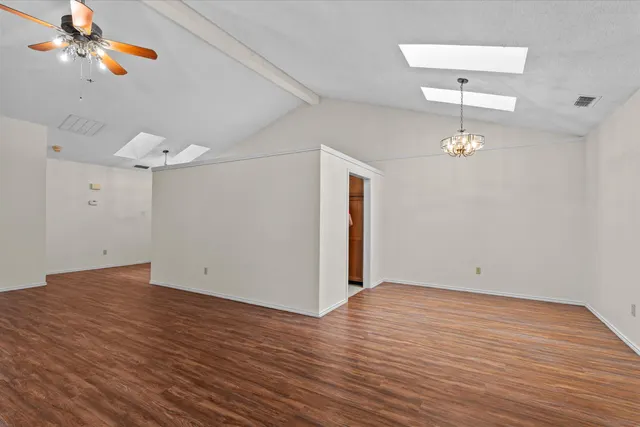 Photo 7 — 4106 B 18th Street, Lubbock, TX 79416