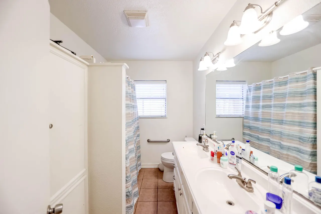 Photo 38 — 3317 32nd Street, Lubbock, TX 79410