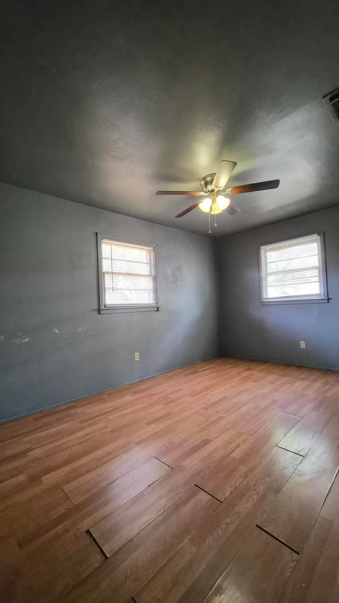 Photo 8 — 6108 Ave W, Lubbock, TX 79412