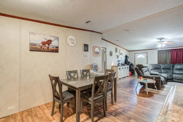 Photo 8 — 104 E Cragin Street, Sundown, TX 79372