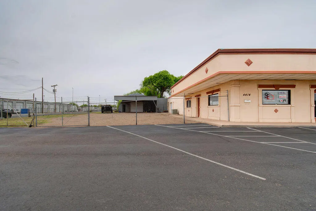 Photo 5 — 4414 Avenue A, Lubbock, TX 79404
