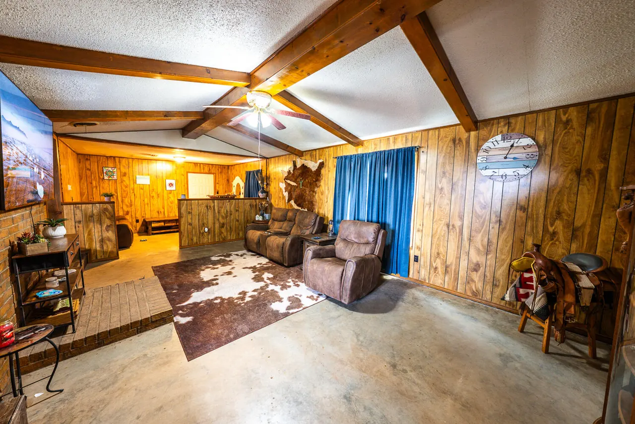 Photo 7 — 3405 N County Road 1650, Lubbock, TX 79416