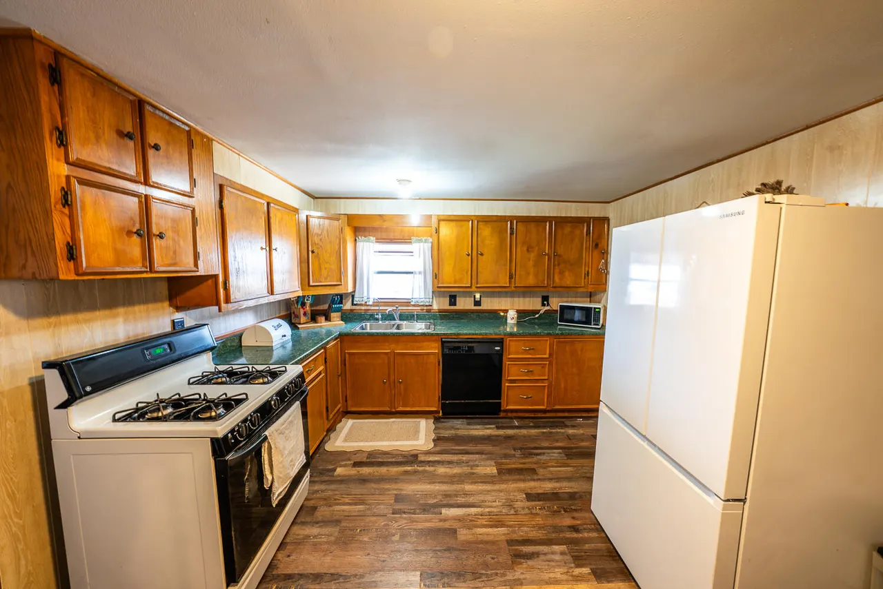 Photo 4 — 3405 N County Road 1650, Lubbock, TX 79416