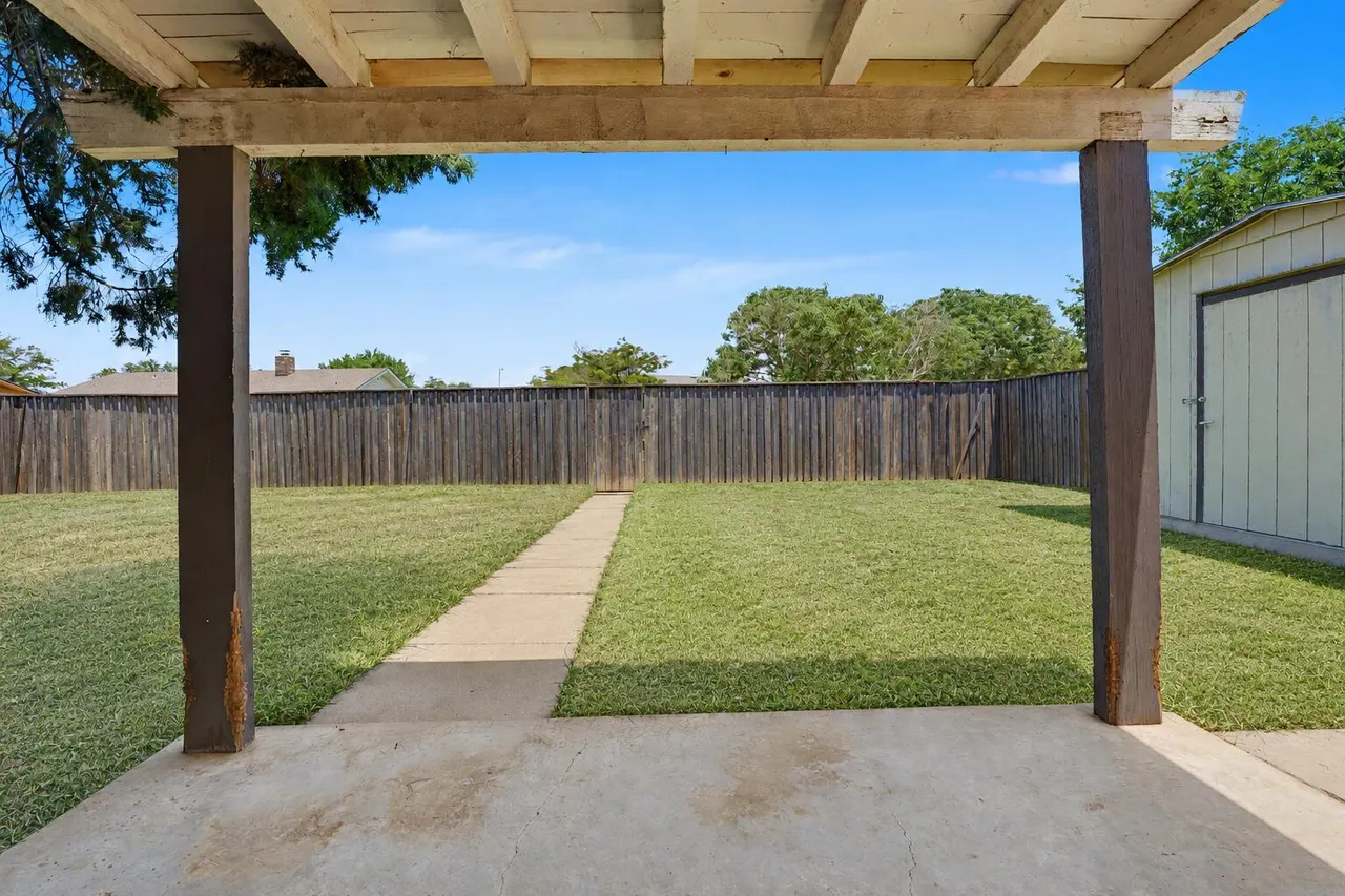 Photo 24 — 5716 2nd Place, Lubbock, TX 79416
