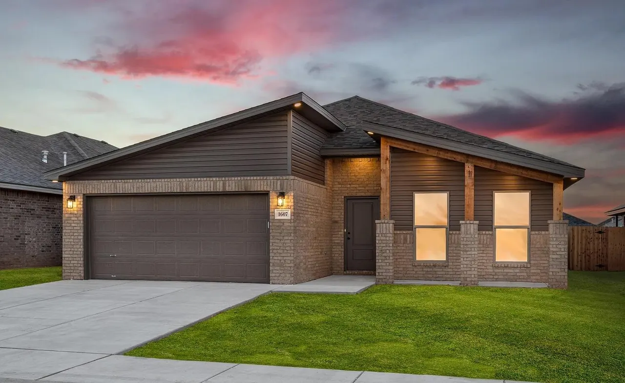 Front exterior — 7219 37th Street, Lubbock, TX 79407