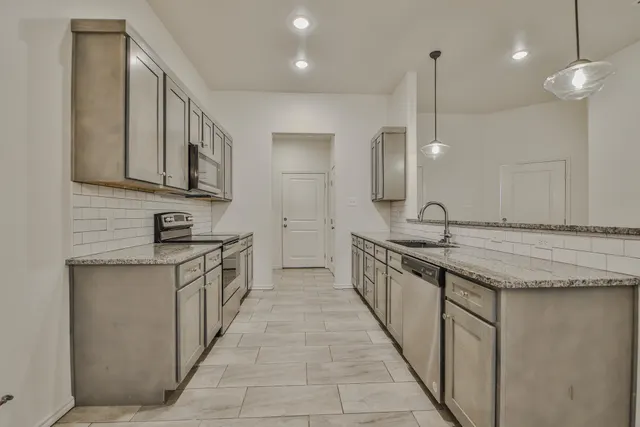 Photo 5 — 5512 Kemper Street, Lubbock, TX 79416