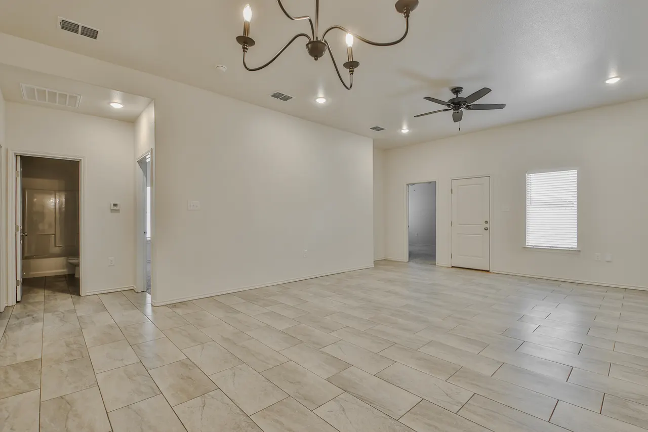 Photo 11 — 5512 Kemper Street, Lubbock, TX 79416