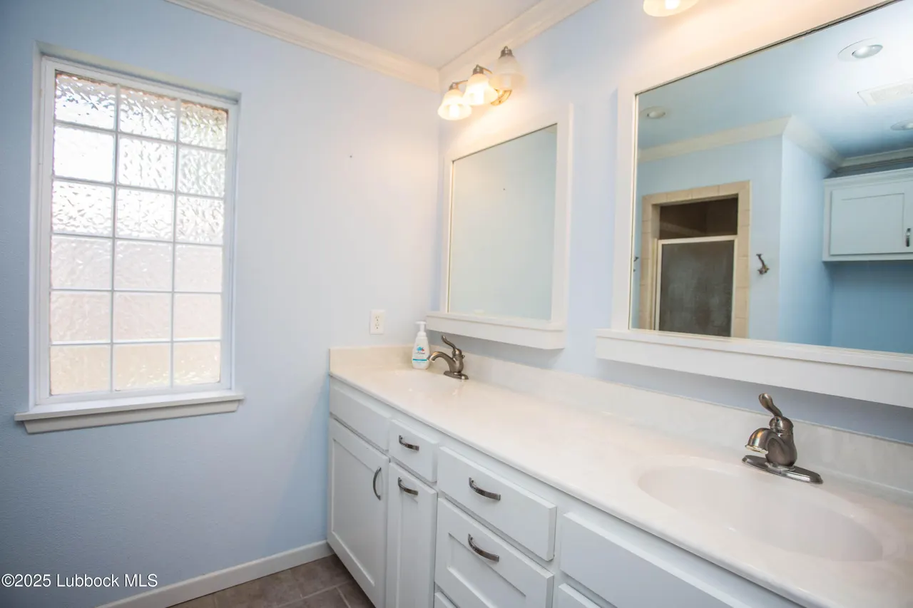 Photo 40 — 5424 31st Street, Lubbock, TX 79407