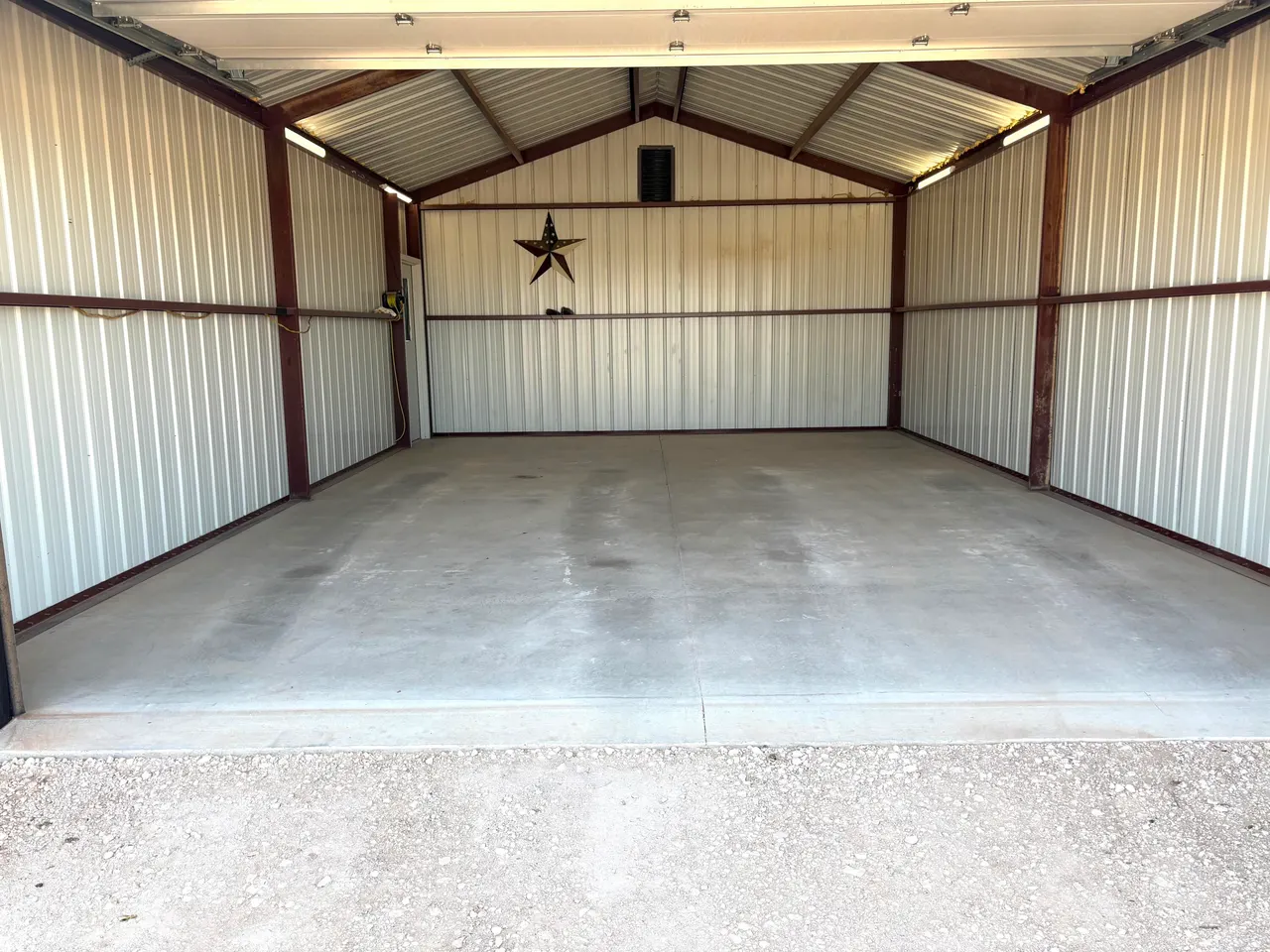 Photo 10 — 2582 Private Road 193, Brownfield, TX 79316