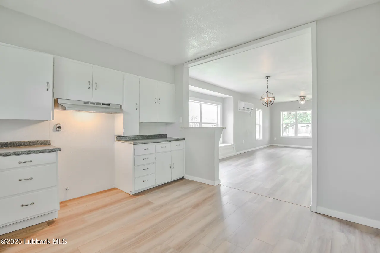Photo 14 — 115 Yonkers Street, Plainview, TX 79072
