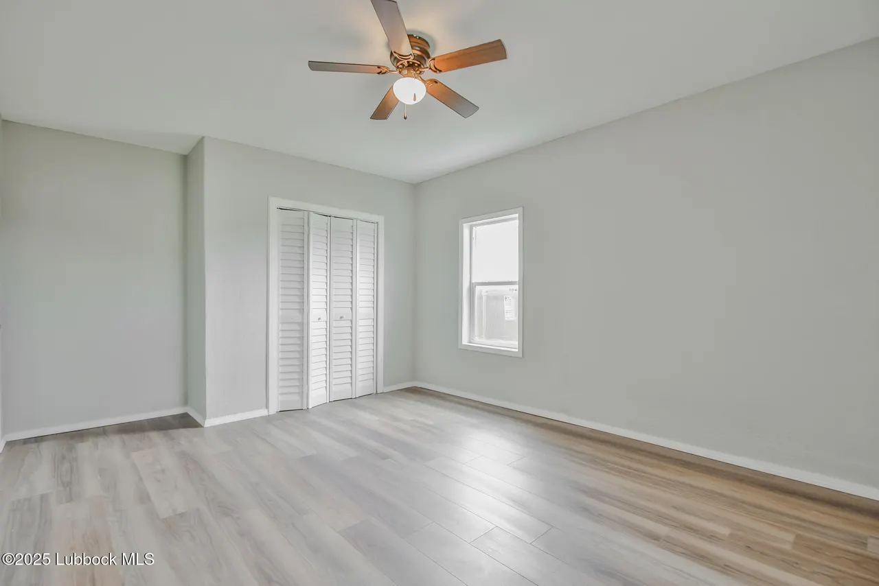Photo 16 — 115 Yonkers Street, Plainview, TX 79072