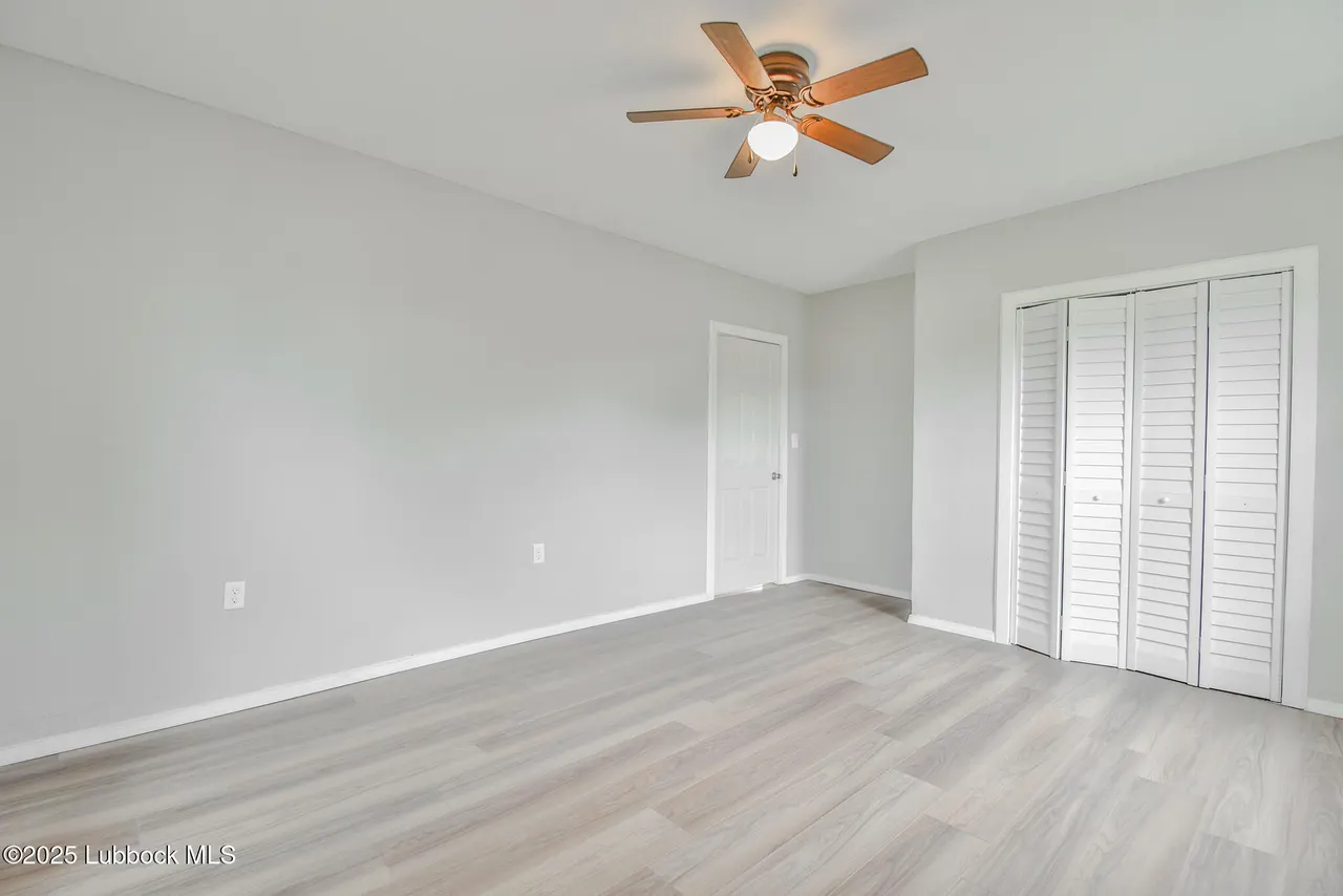 Photo 17 — 115 Yonkers Street, Plainview, TX 79072